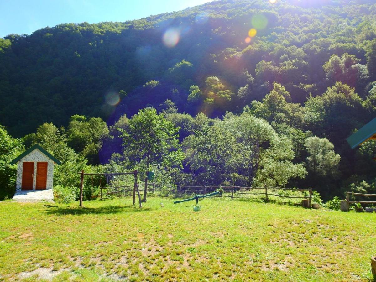 Private Accommodation Kalezic Mojkovac Exterior foto